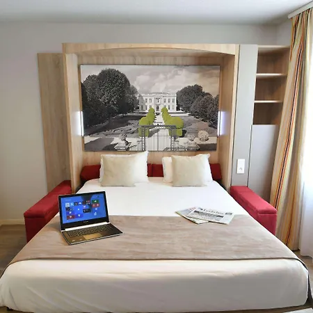 And Golf Bassins A Flot Hotel 3*